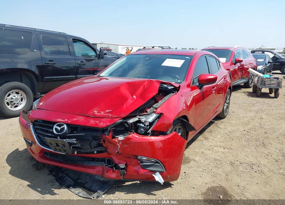 2018 MAZDA 3 TOURING VIN: 3MZBN1L38JM189238