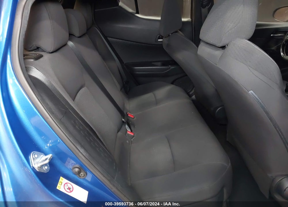 2019 TOYOTA C-HR XLE VIN: NMTKHMBX6KR078526