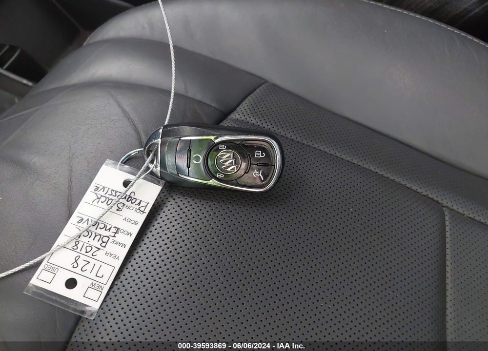 2018 BUICK ENCLAVE ESSENCE VIN: 5GAERBKW4JJ147895