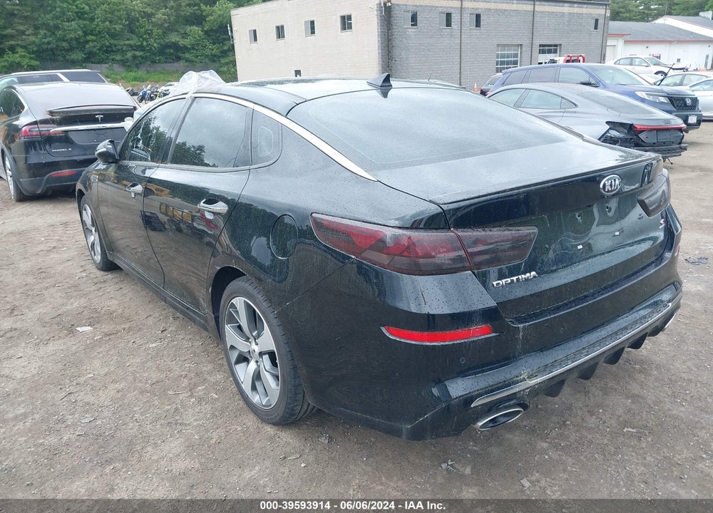 2019 KIA OPTIMA S VIN: 5XXGT4L35KG320225