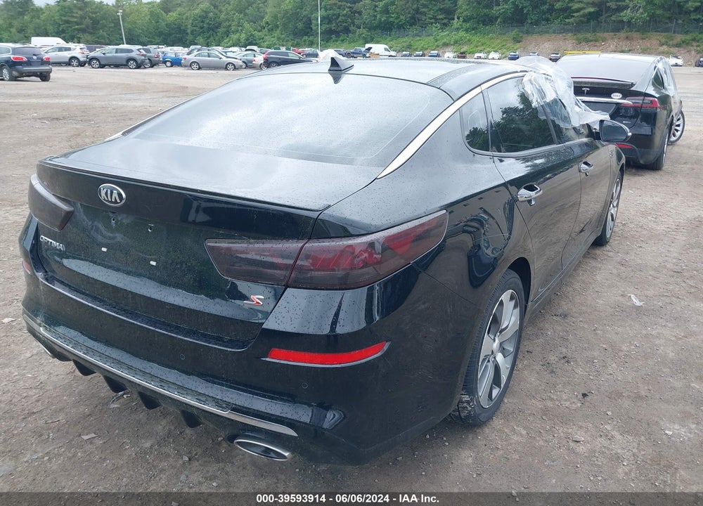 2019 KIA OPTIMA S VIN: 5XXGT4L35KG320225