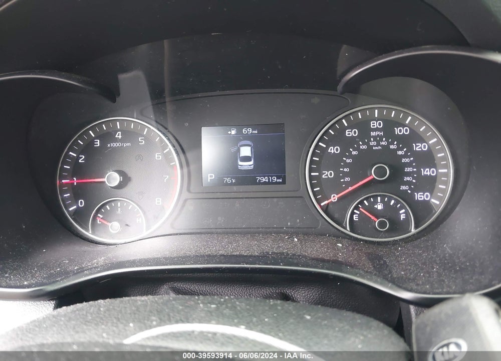 2019 KIA OPTIMA S VIN: 5XXGT4L35KG320225