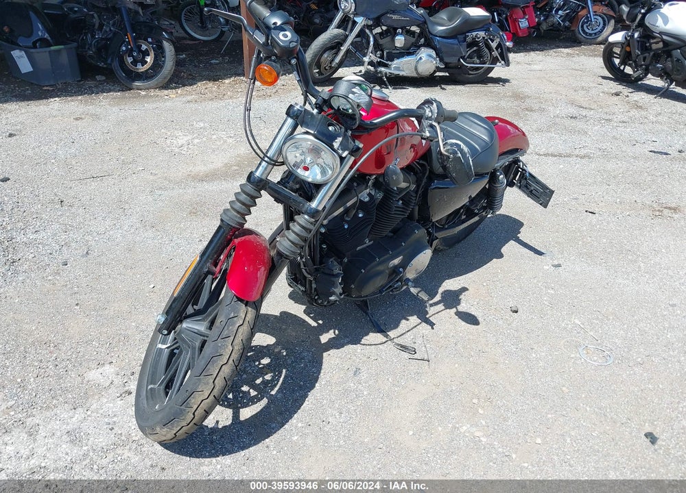 2018 HARLEY-DAVIDSON XL883 IRON 883 VIN: 1HD4LE215JC424395