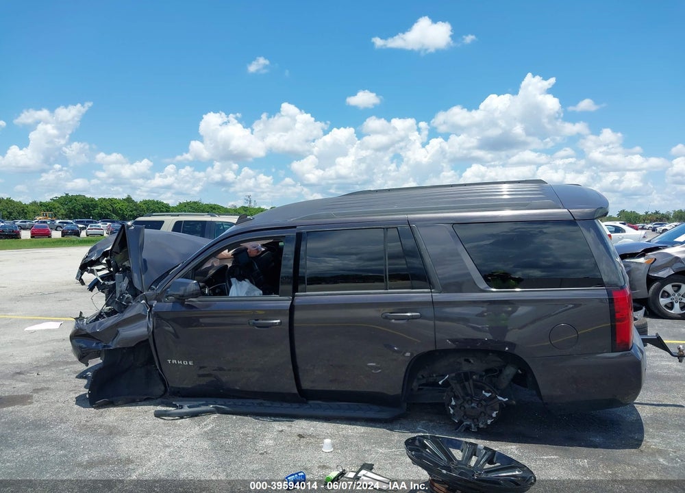 2015 CHEVROLET TAHOE LT VIN: 1GNSCBKC8FR568530