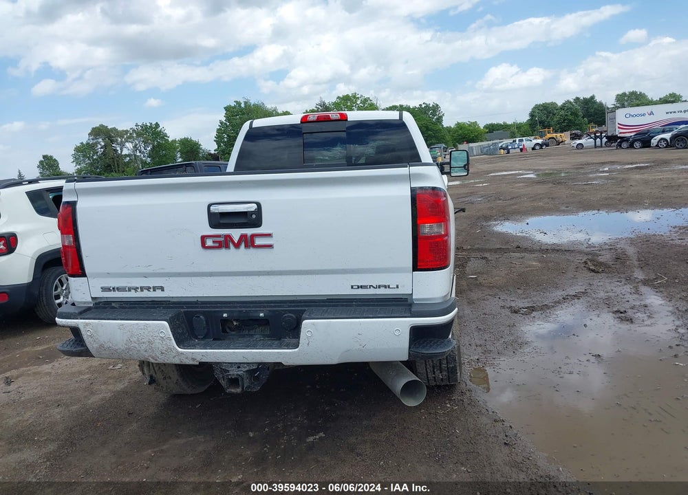 2017 GMC SIERRA 2500HD DENALI VIN: 1GT12UEY8HF115295