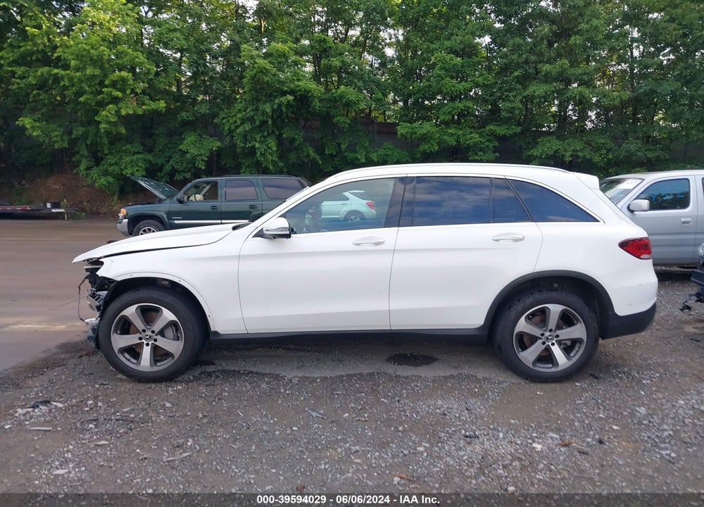 2022 MERCEDES-BENZ GLC 300 4MATIC SUV VIN: W1N0G8EB1NG120756