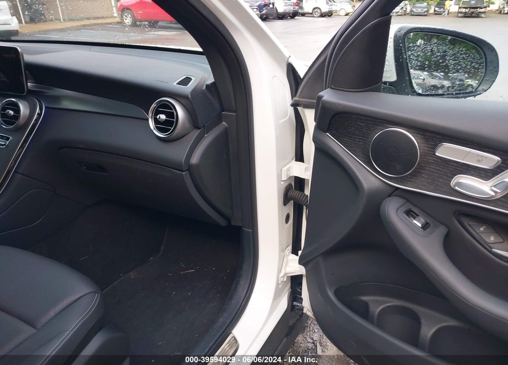 2022 MERCEDES-BENZ GLC 300 4MATIC SUV VIN: W1N0G8EB1NG120756