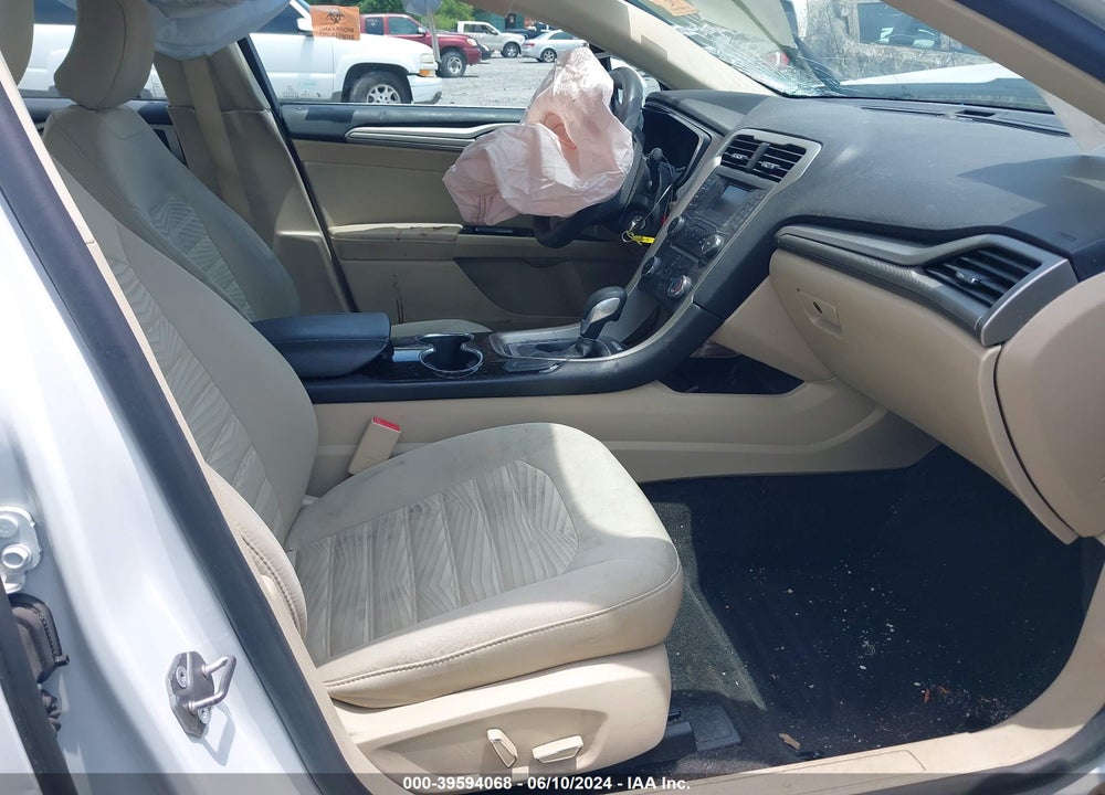 2016 FORD FUSION SE VIN: 3FA6P0H77GR199698