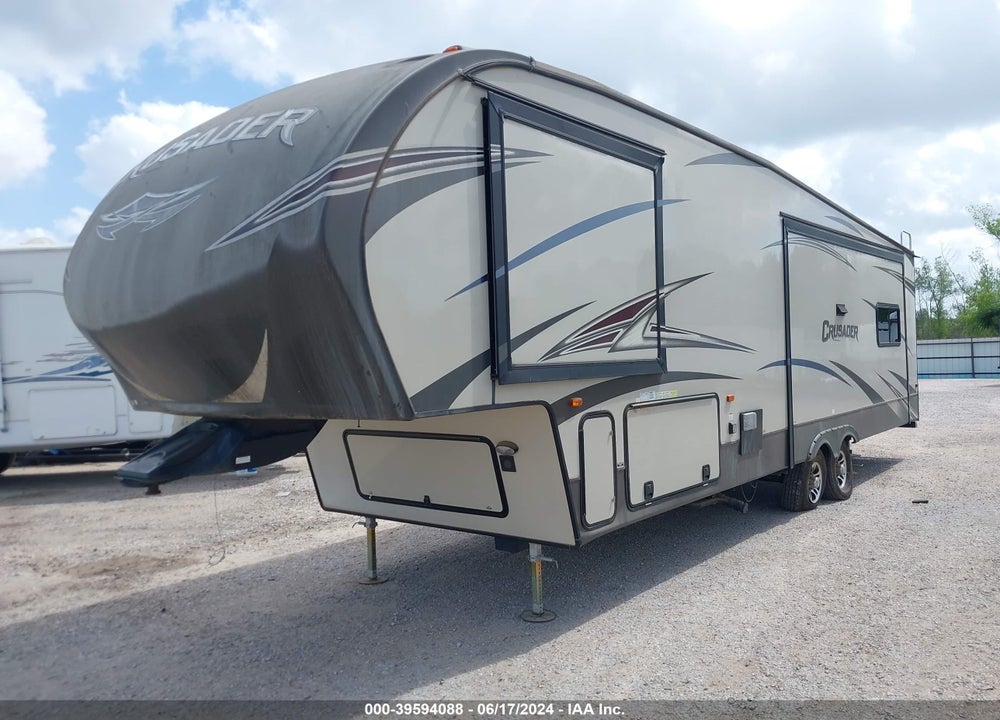 2016 FOREST RIVER CRUSADER 321 RES VIN: 5ZT3CSXB7GG118764