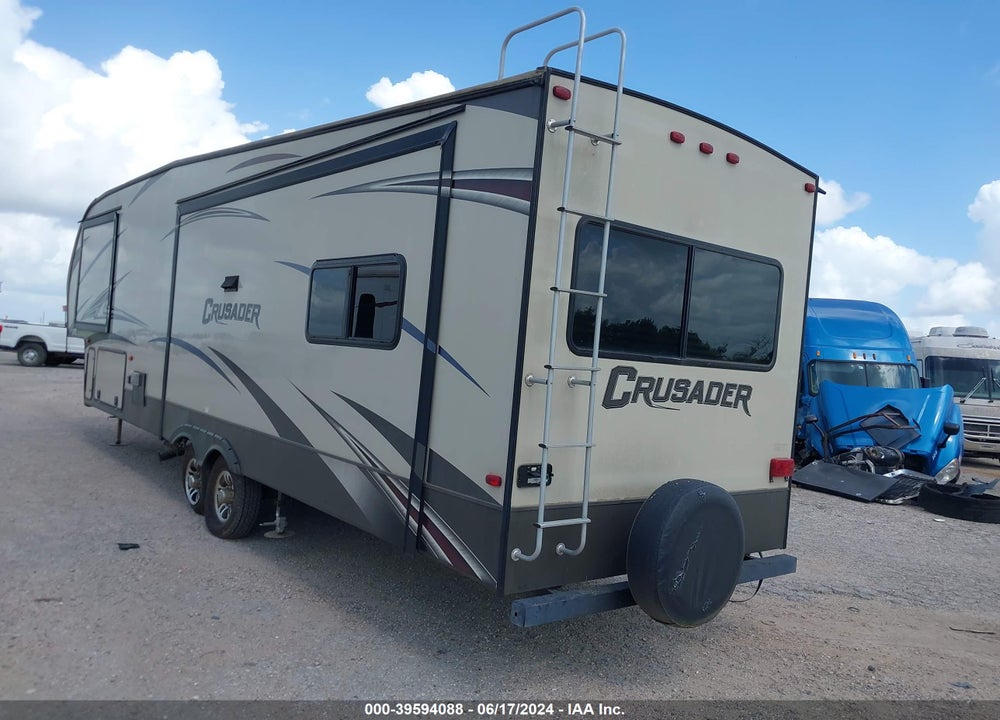 2016 FOREST RIVER CRUSADER 321 RES VIN: 5ZT3CSXB7GG118764