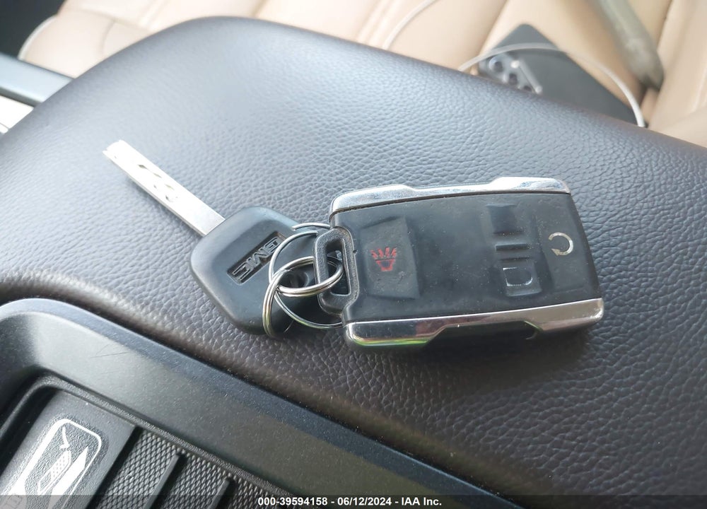 2017 GMC SIERRA 1500 DENALI VIN: 3GTU2PEJXHG133538