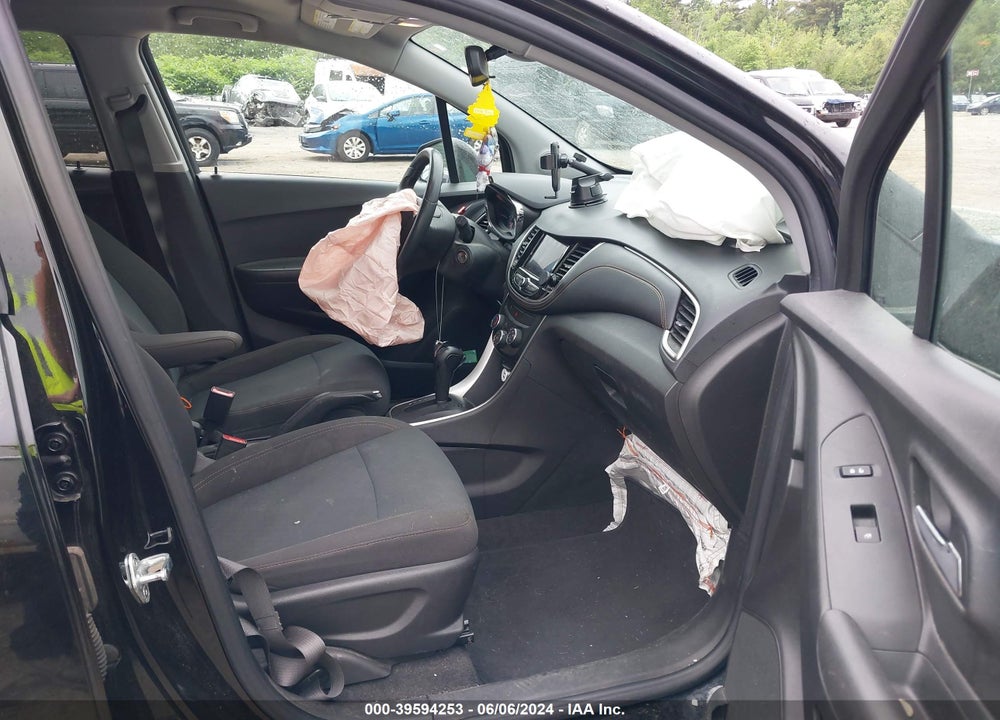 2020 CHEVROLET TRAX AWD LS VIN: KL7CJNSB4LB029450