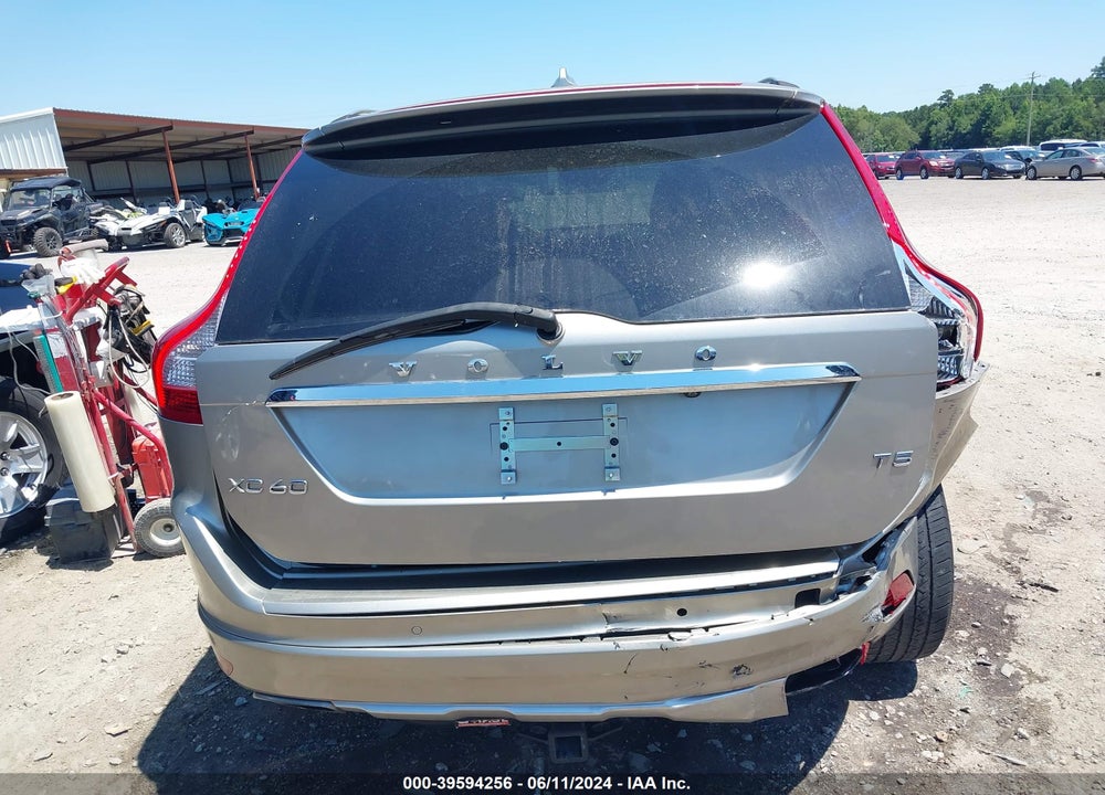 2015 VOLVO XC60 T5 PLATINUM VIN: YV440MDM3F2676538