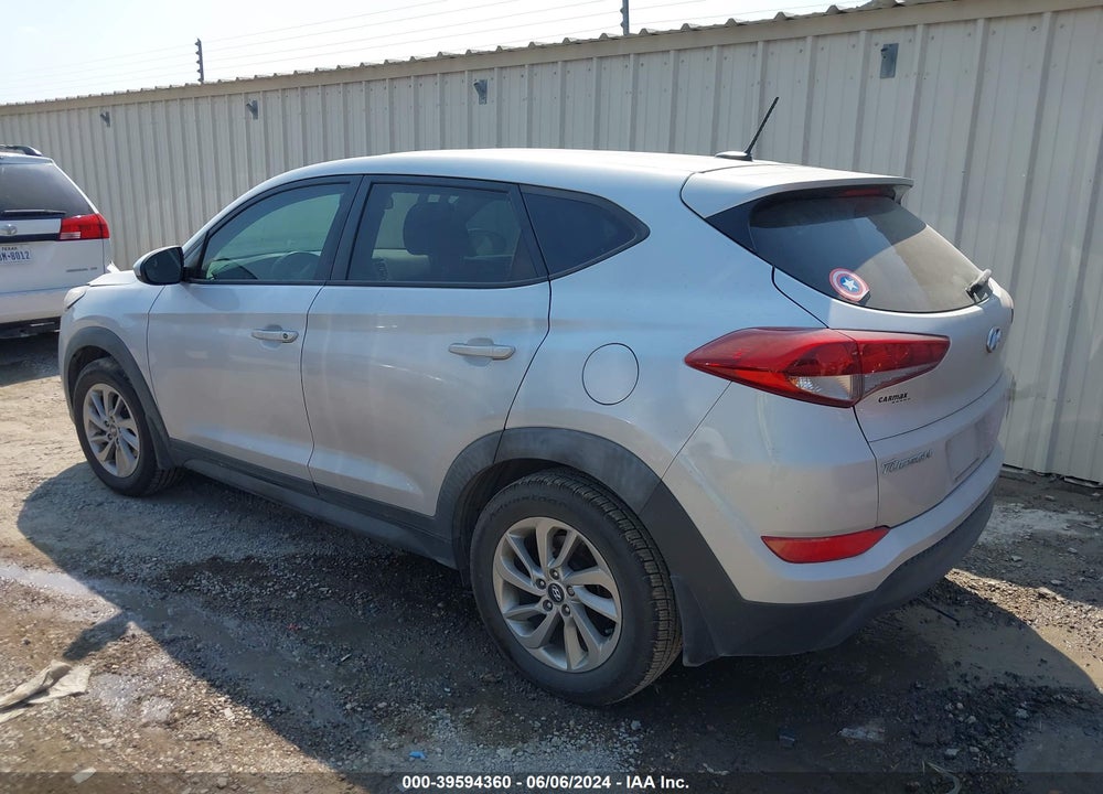 2016 HYUNDAI TUCSON SE VIN: KM8J23A46GU042737