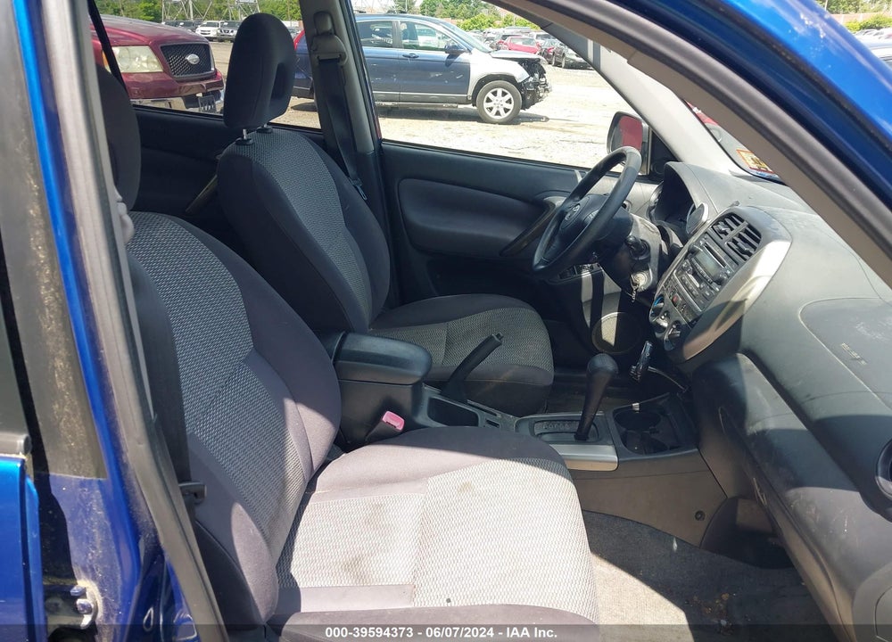 2004 TOYOTA RAV4 VIN: JTEHD20V140026820