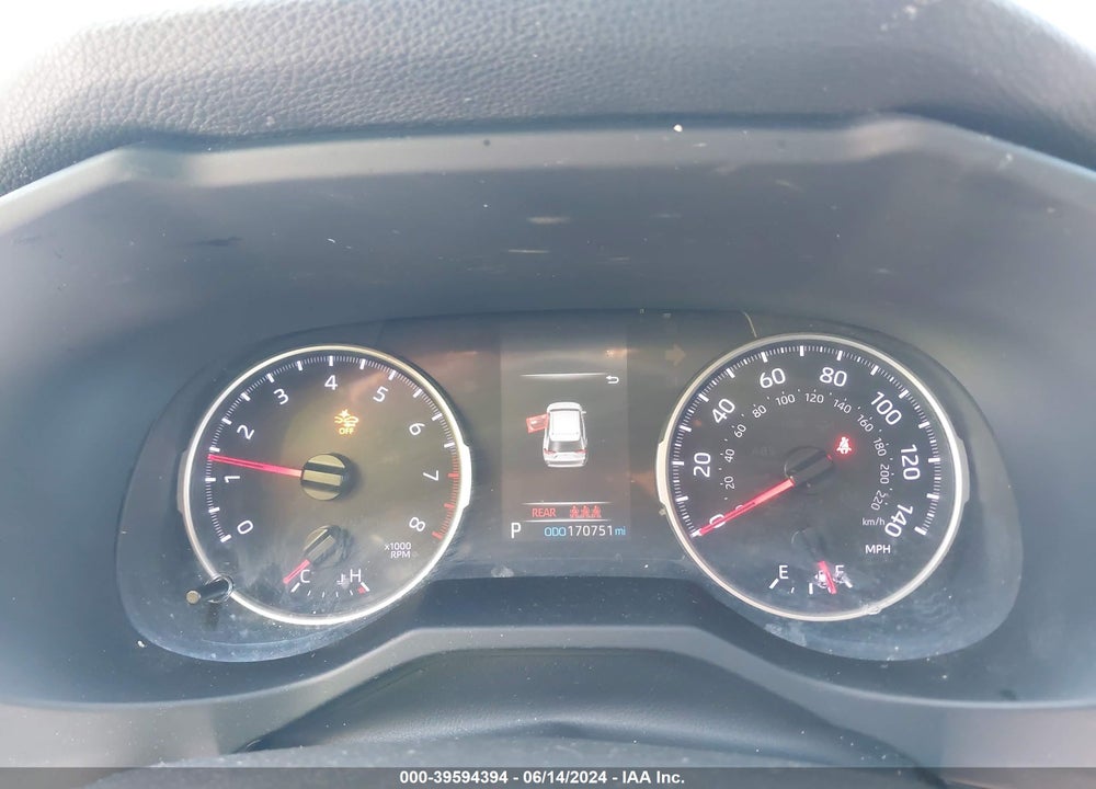 2019 TOYOTA RAV4 LE VIN: JTMF1RFV7KD501493