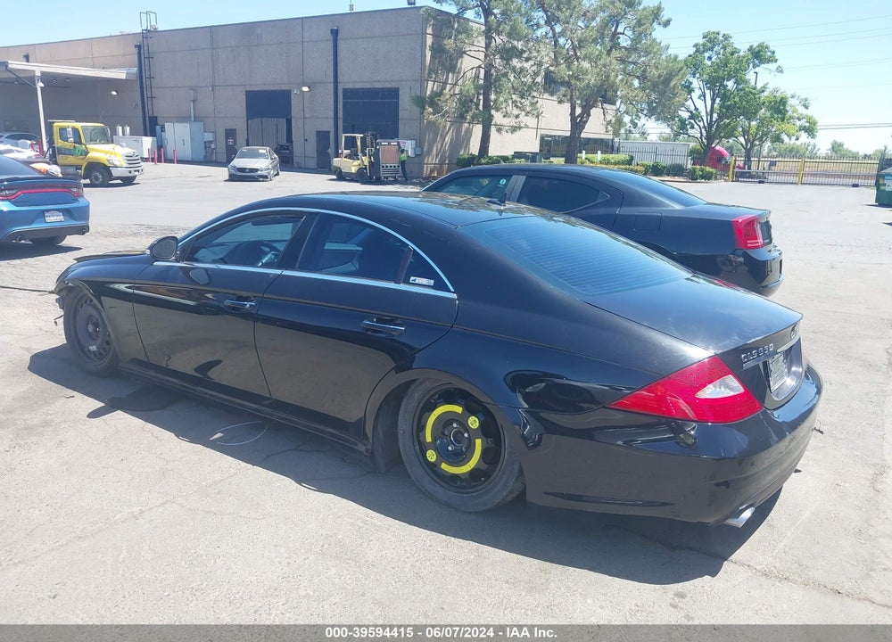 2008 MERCEDES-BENZ CLS 550 VIN: WDDDJ72X18A117325