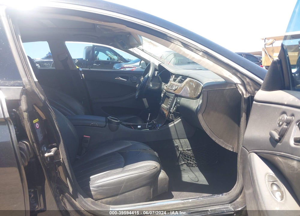 2008 MERCEDES-BENZ CLS 550 VIN: WDDDJ72X18A117325