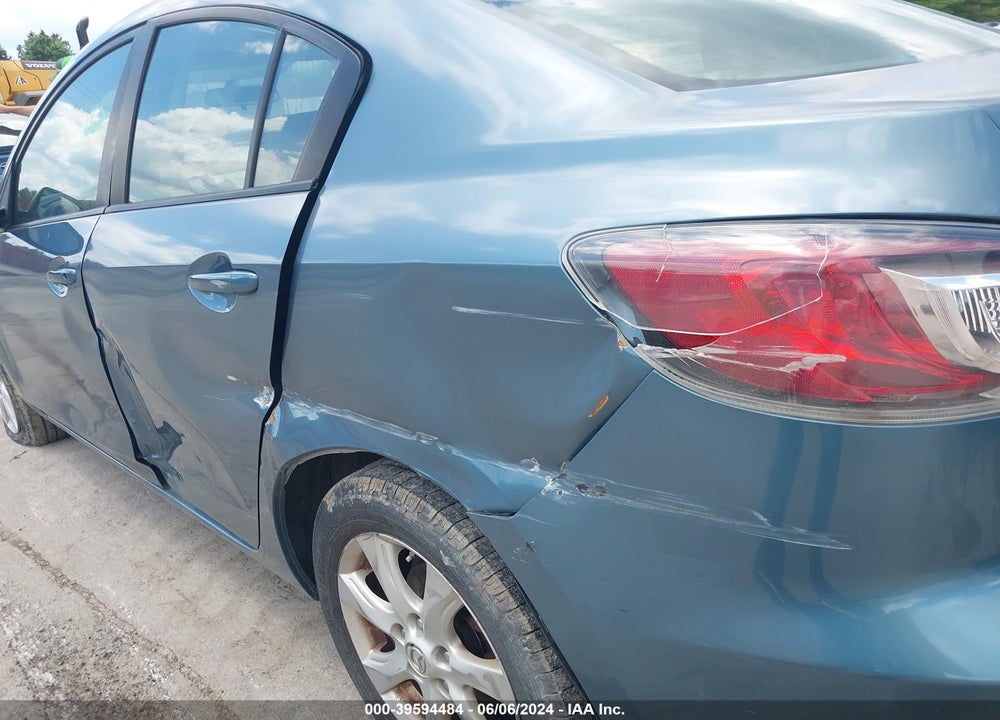 2010 MAZDA 3 I TOURING VIN: JM1BL1SF9A1337009