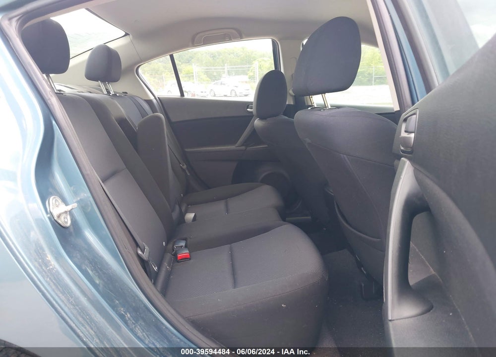 2010 MAZDA 3 I TOURING VIN: JM1BL1SF9A1337009