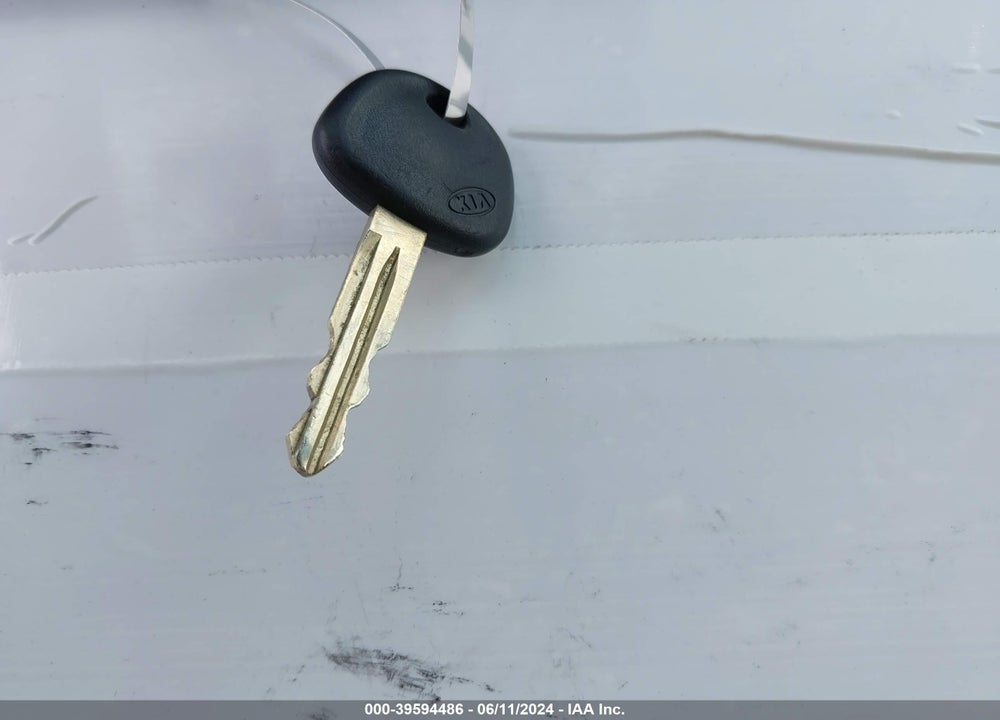 2015 KIA FORTE LX VIN: KNAFK4A66F5432390