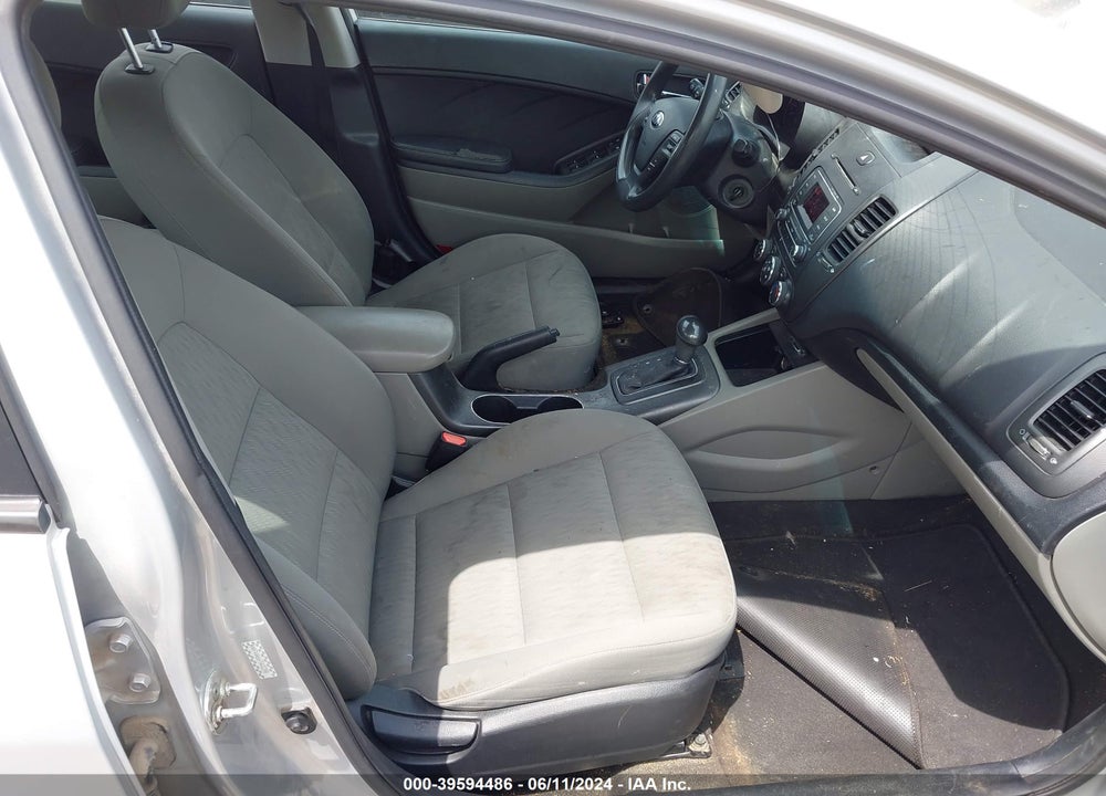 2015 KIA FORTE LX VIN: KNAFK4A66F5432390
