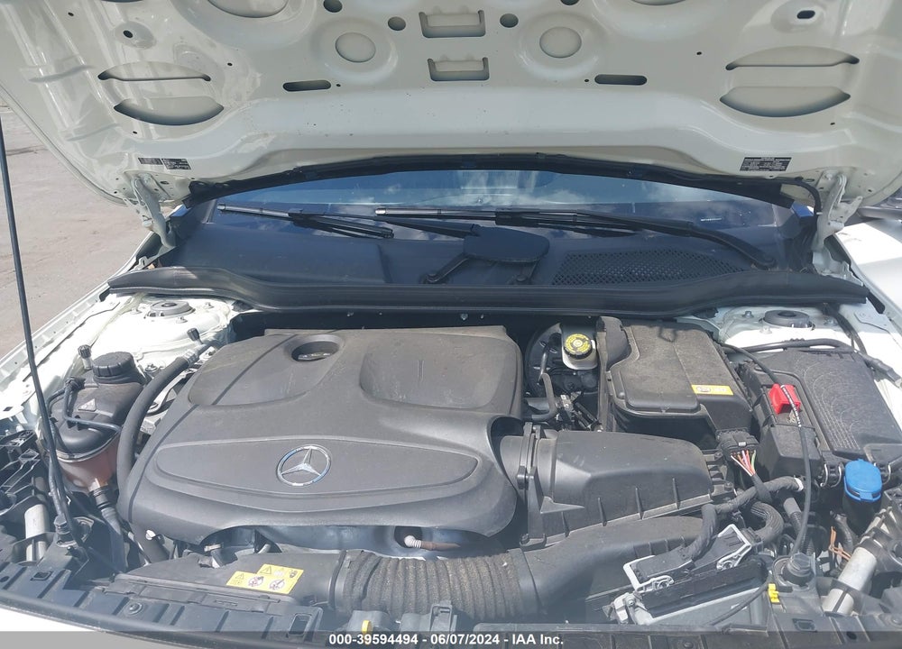2016 MERCEDES-BENZ GLA 250 4MATIC VIN: WDCTG4GB1GJ236632