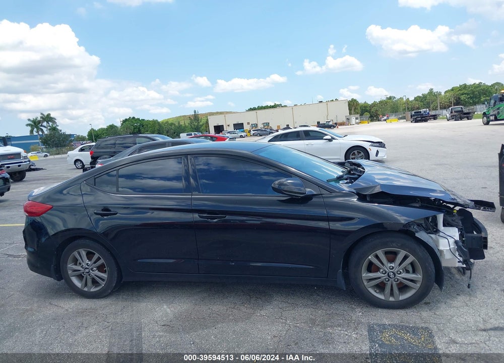 2018 HYUNDAI ELANTRA SEL VIN: 5NPD84LF3JH345349