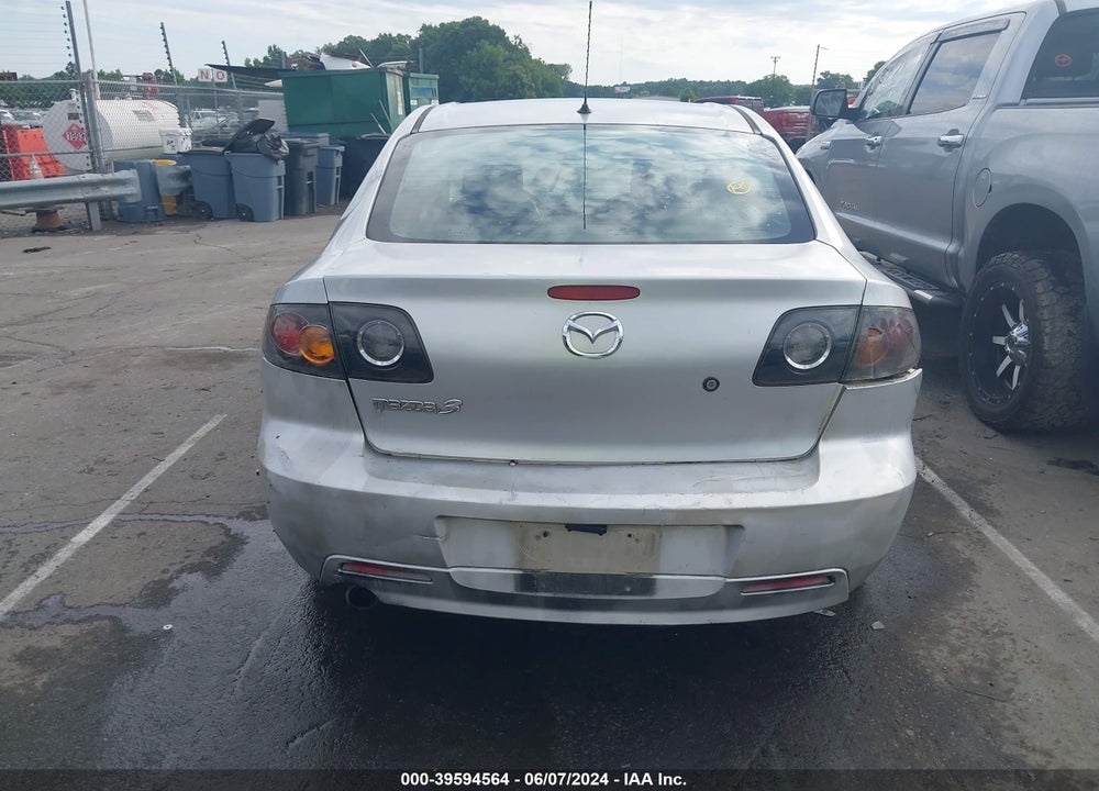 2005 MAZDA 3 S VIN: JM1BK323751258884