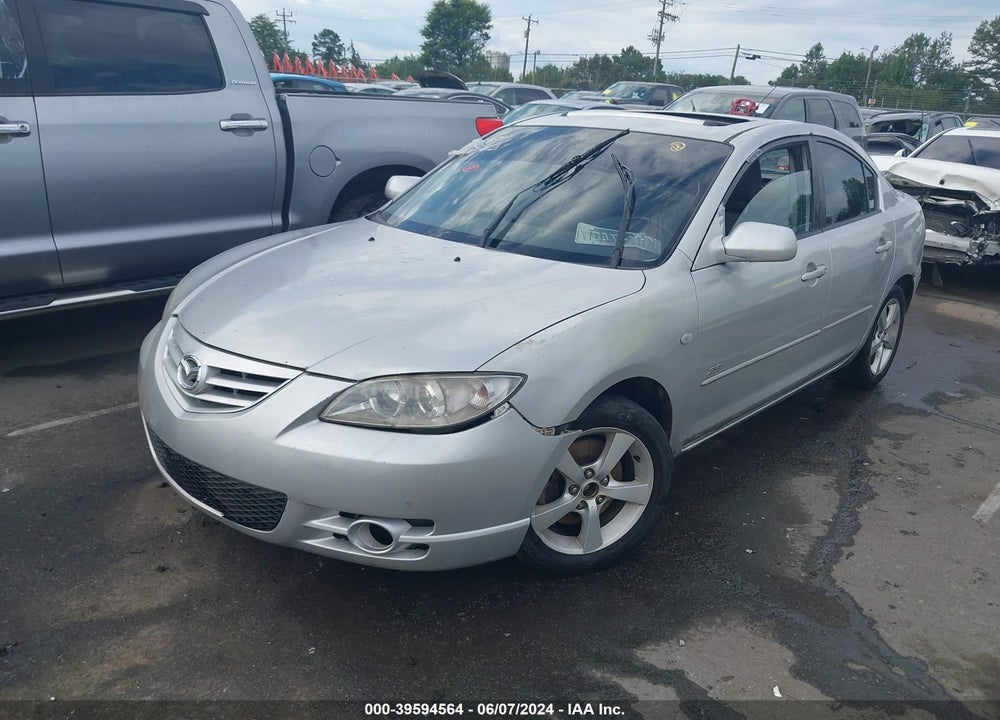 2005 MAZDA 3 S VIN: JM1BK323751258884
