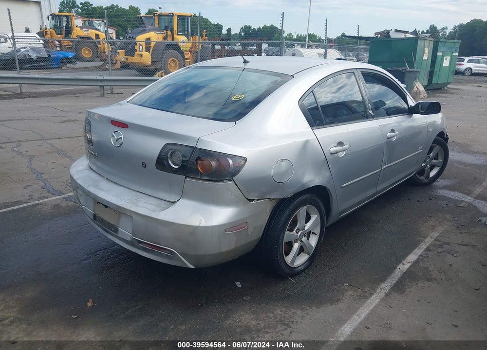 2005 MAZDA 3 S VIN: JM1BK323751258884