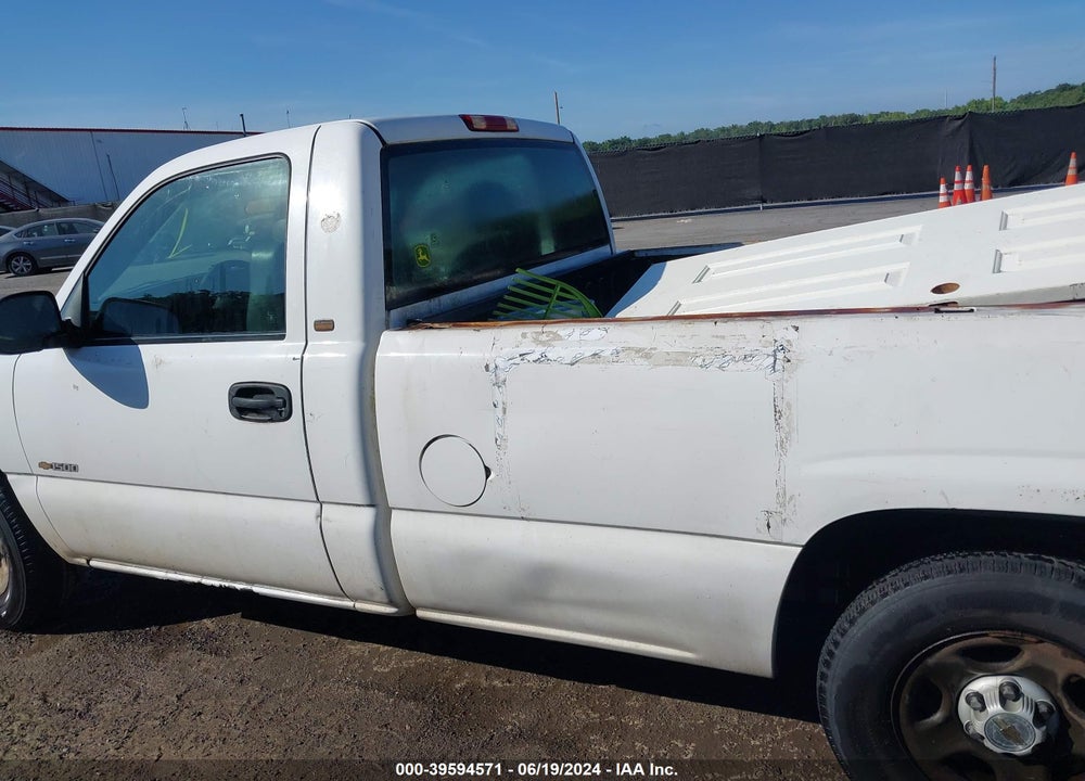 2002 CHEVROLET SILVERADO 1500 COMMERCIAL VIN: 1GCEC14W92Z184709