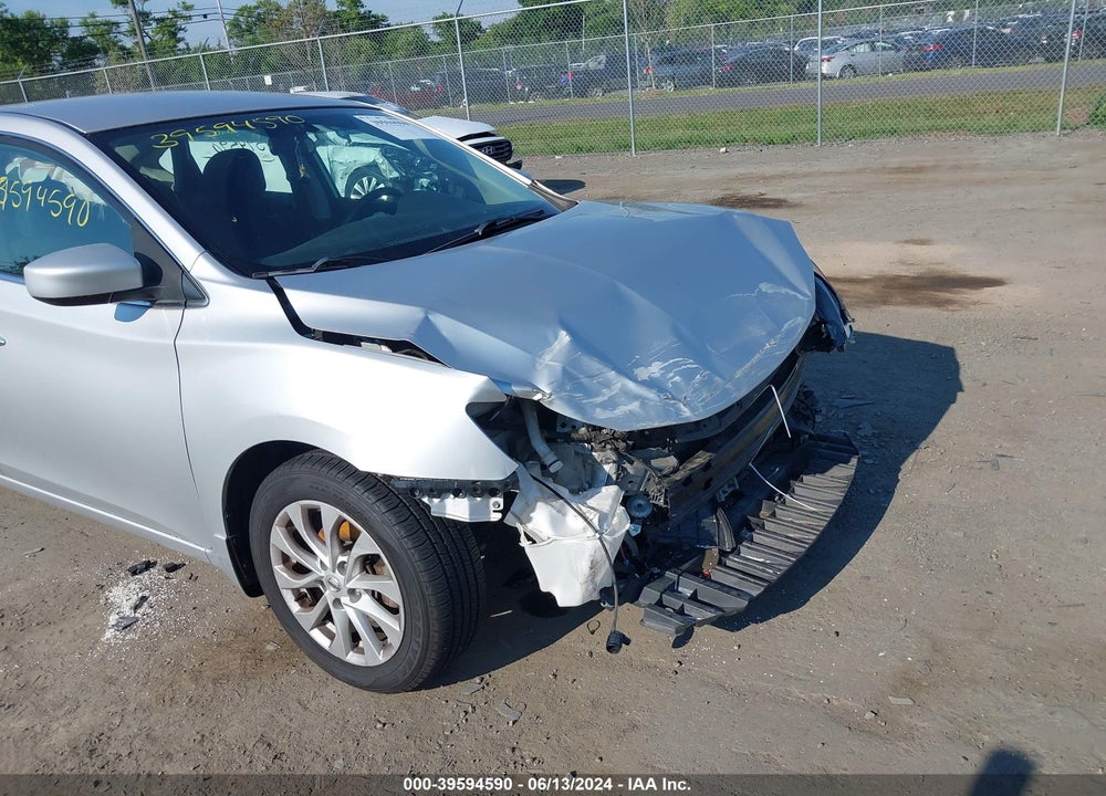 2018 NISSAN SENTRA SV VIN: 3N1AB7AP2JL636087