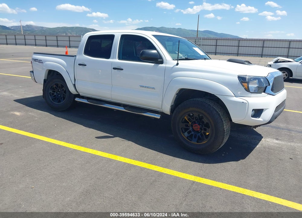 2014 TOYOTA TACOMA BASE V6 VIN: 3TMLU4EN3EM143414