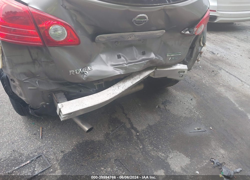 2012 NISSAN ROGUE S VIN: JN8AS5MV0CW392369