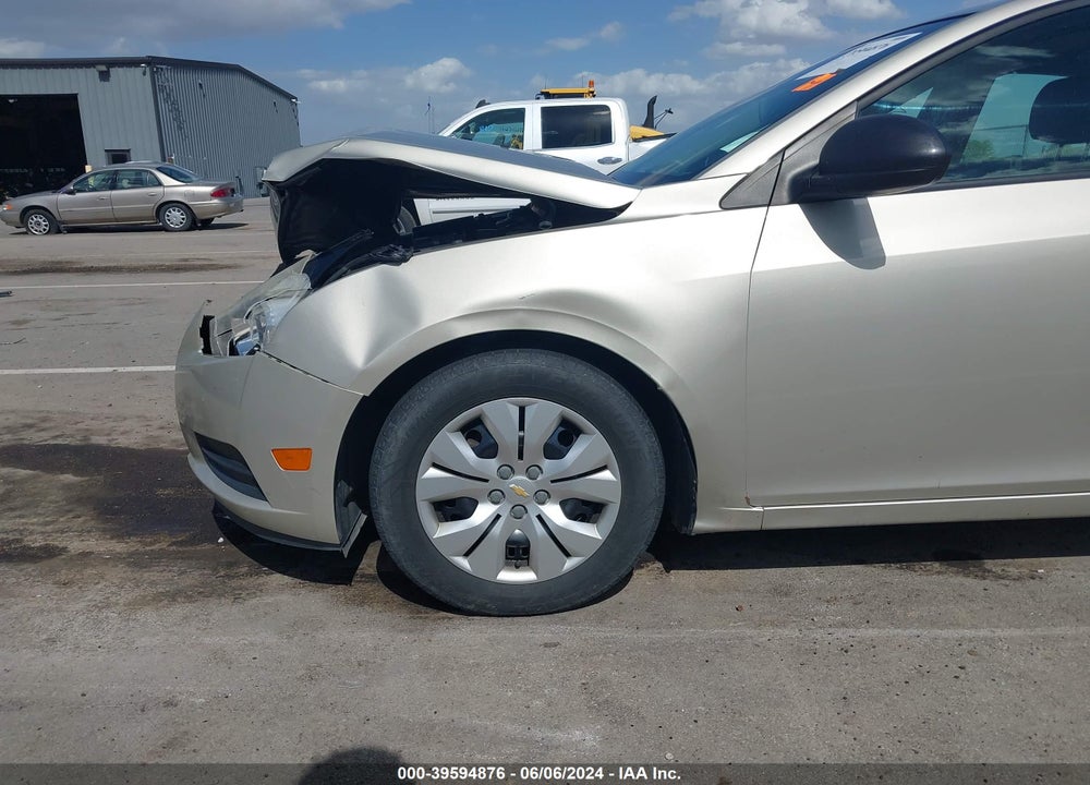 2014 CHEVROLET CRUZE LS AUTO VIN: 1G1PA5SH6E7405119