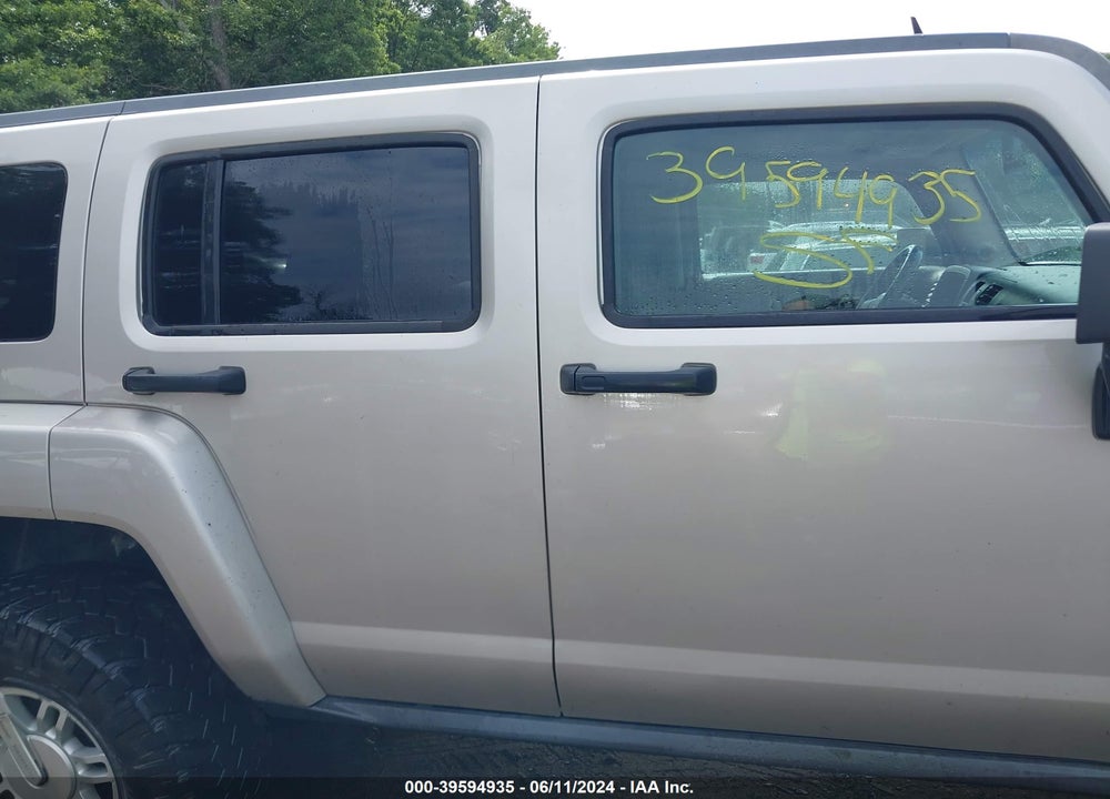 2008 HUMMER H3 SUV VIN: 5GTEN13E388196932