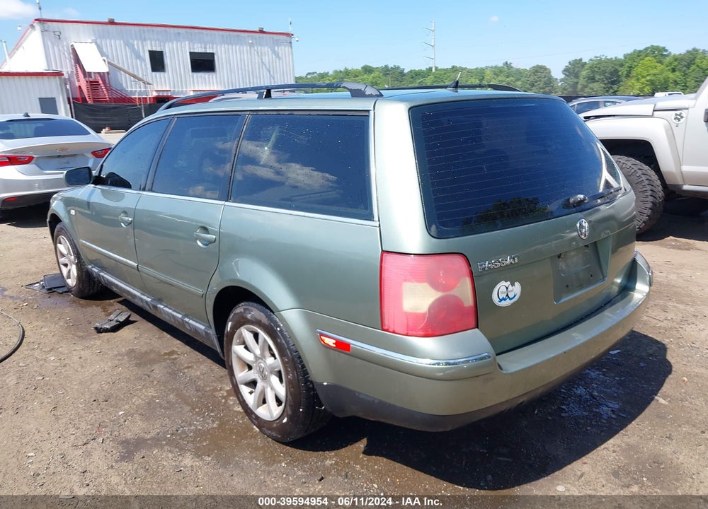 2004 VOLKSWAGEN PASSAT GLS VIN: WVWVD63B04E120903