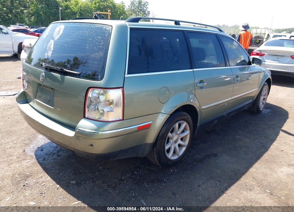 2004 VOLKSWAGEN PASSAT GLS VIN: WVWVD63B04E120903