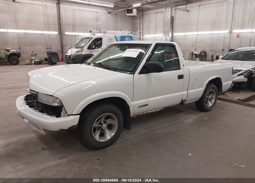 2000 CHEVROLET S-10 LS VIN: 1GCCS1459YK198452