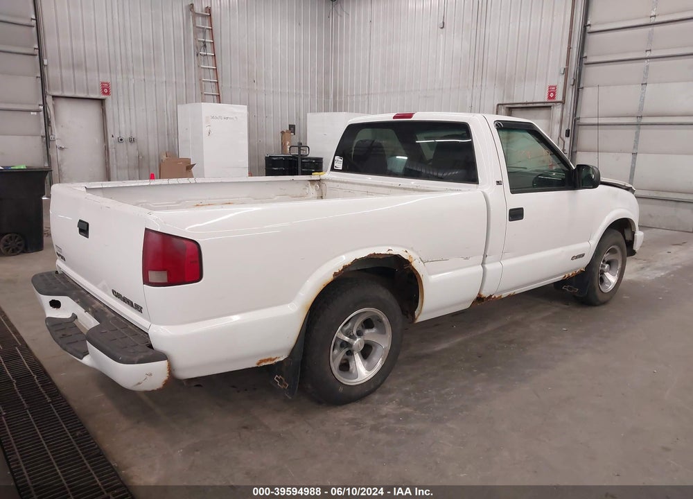 2000 CHEVROLET S-10 LS VIN: 1GCCS1459YK198452