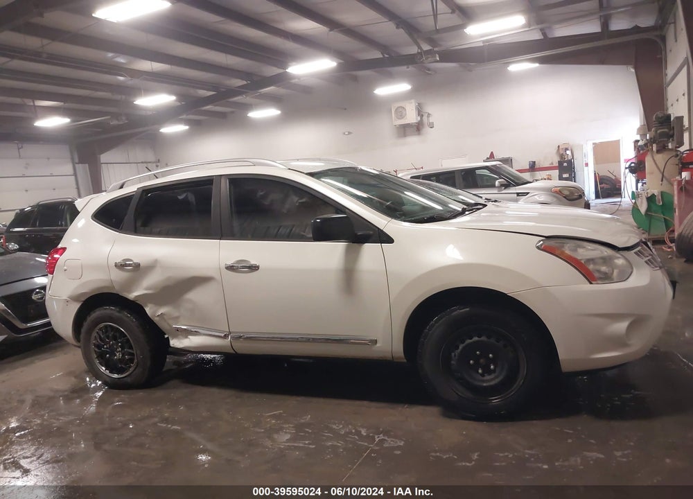 2015 NISSAN ROGUE SELECT S VIN: JN8AS5MT3FW154292