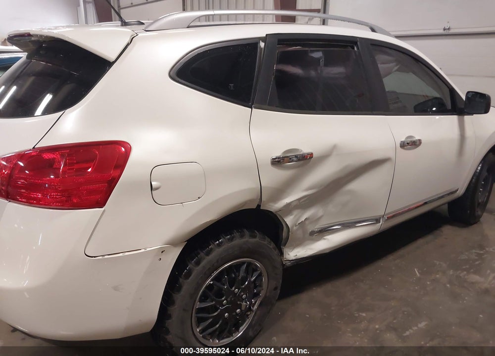 2015 NISSAN ROGUE SELECT S VIN: JN8AS5MT3FW154292