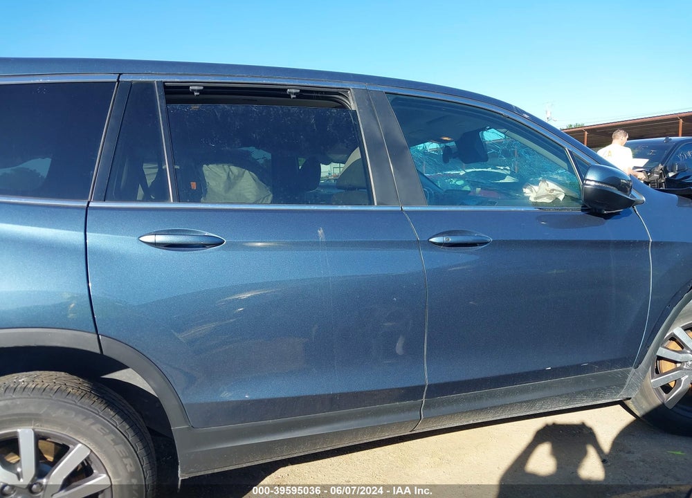 2020 HONDA PILOT VIN: 5FNYF6H56LB063548