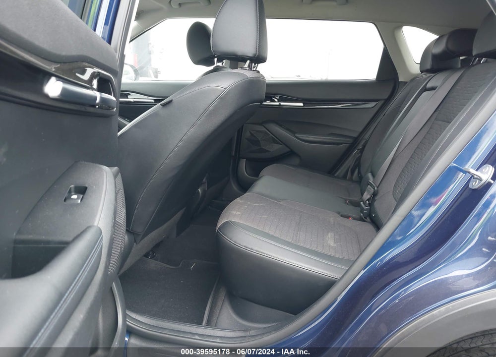 2021 KIA SELTOS S VIN: KNDEUCAA6M7052295