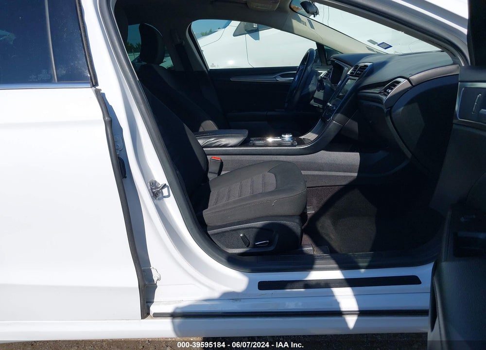 2017 FORD FUSION SE VIN: 3FA6P0H7XHR137732