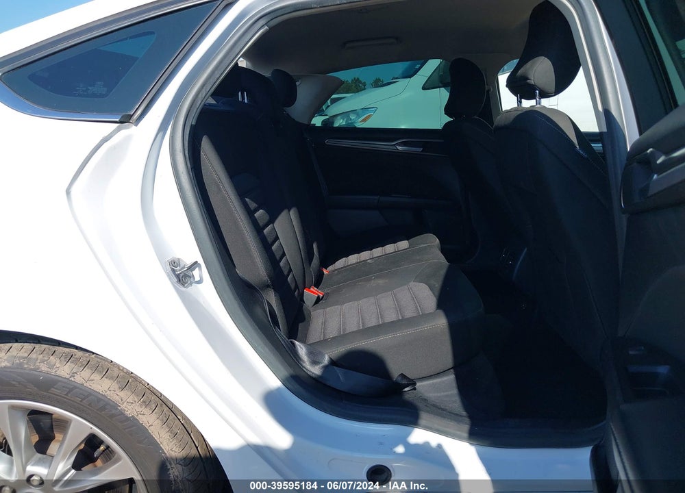 2017 FORD FUSION SE VIN: 3FA6P0H7XHR137732