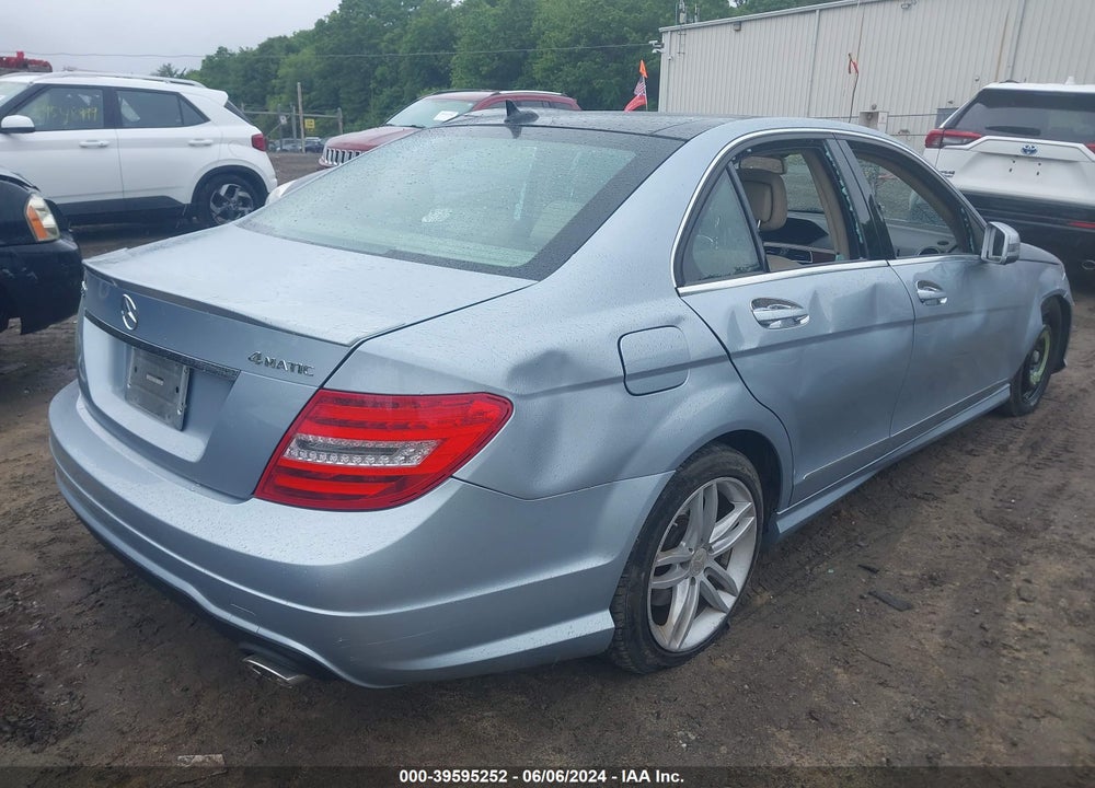 2014 MERCEDES-BENZ C 300 LUXURY 4MATIC/SPORT 4MATIC VIN: WDDGF8ABXER308474