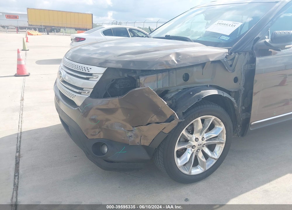 2015 FORD EXPLORER XLT VIN: 1FM5K7D82FGA91728