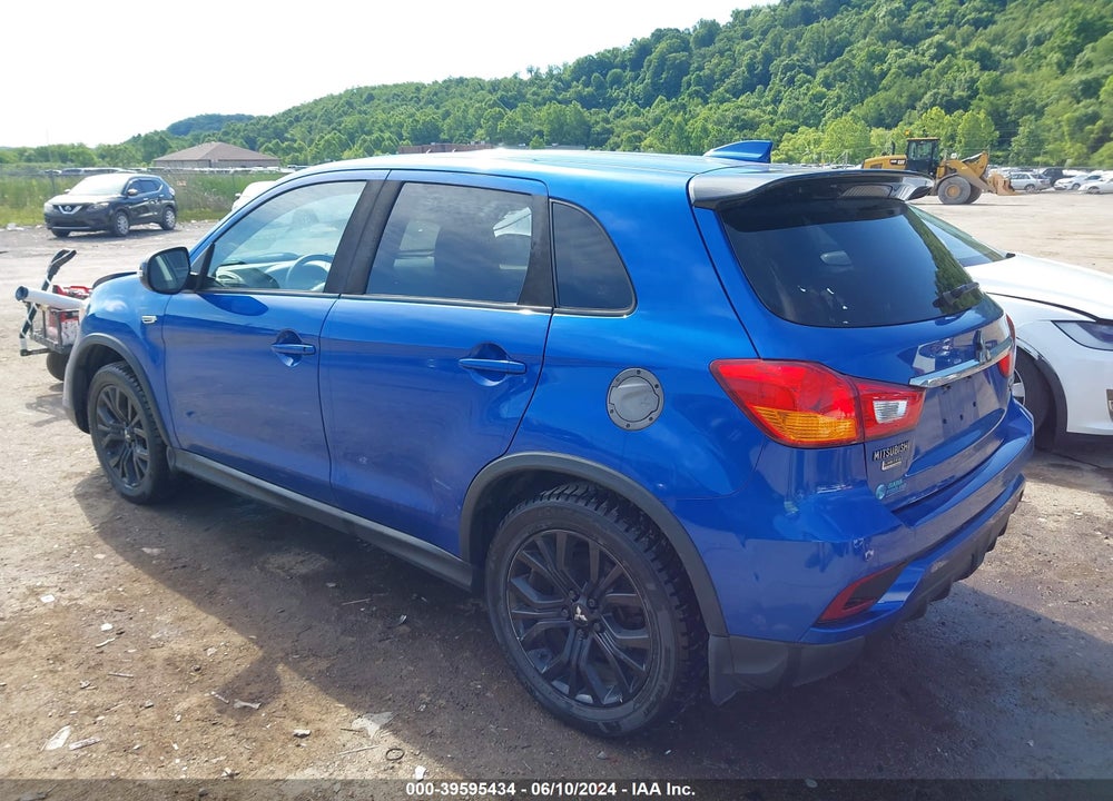 2018 MITSUBISHI OUTLANDER SPORT 2.0 LE VIN: JA4AR3AU7JU004550